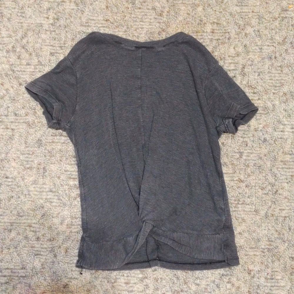 Women's grey tied T-shirt